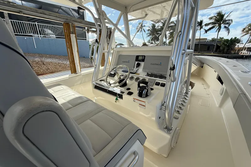 Slide: The Image of 2019 SeaVee 390Z boat cockpit with Garmin navigation and controls - 5