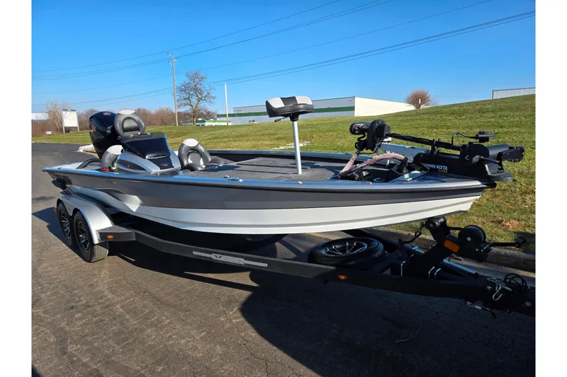 Slide: The Image of 2023 Vexus AVX1980 boat on trailer, featuring sleek design and modern equipment. - 5