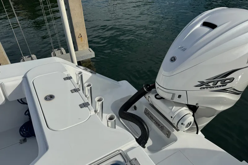 Slide: The Image of 2022 Freeman 34VH boat with Yamaha XTO Offshore engine at dockside. - 27