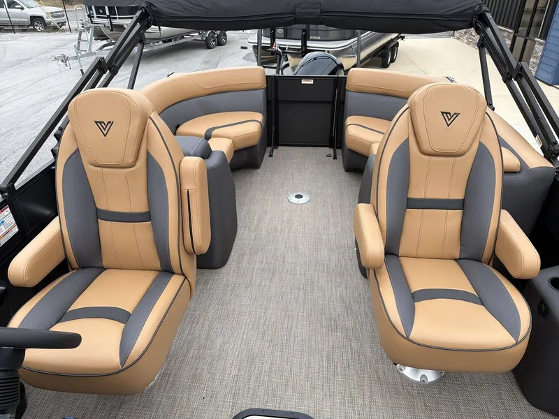 Slide: The Image of Viaggio x22u 2025 - 10