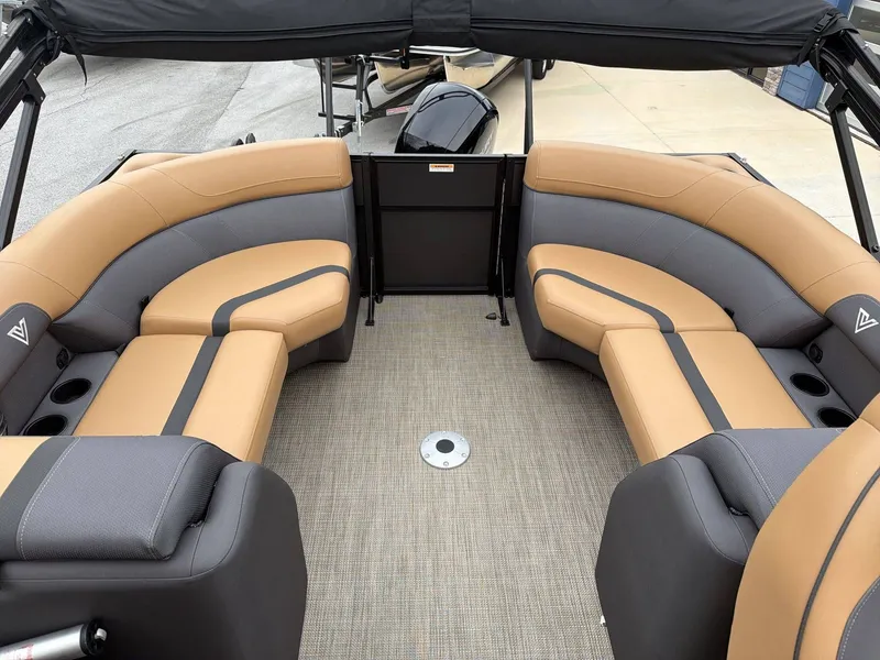 Slide: The Image of Viaggio x22u 2025 - 14