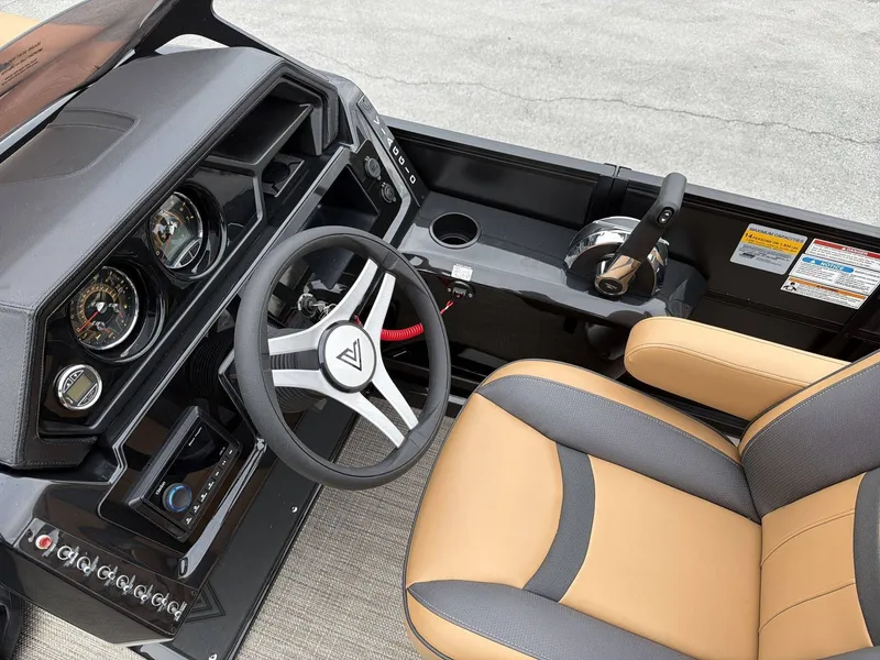 Slide: The Image of Viaggio x22u 2025 - 15