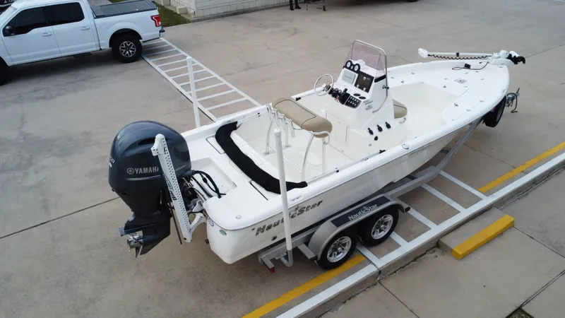 Slide: The Image of NauticStar 2140 Shallow Bay 2019 - 15