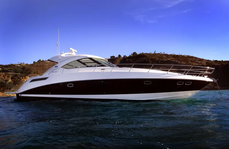 The Image of 2010 Sea Ray Sundancer 540 yacht on the water with scenic background. - 0