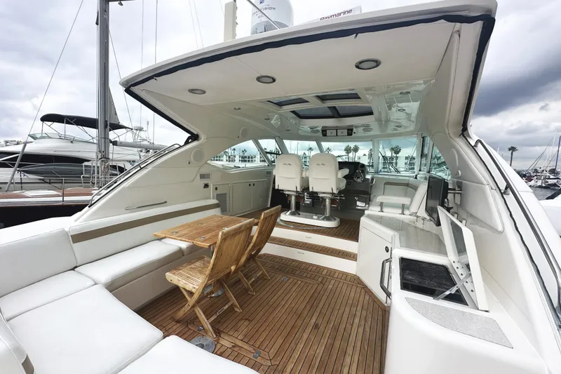 Slide: The Image of Luxurious 2010 Sea Ray Sundancer 540 yacht interior with seating and dining area. - 10