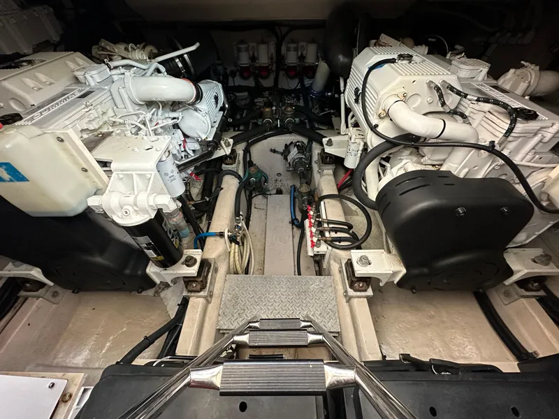 Slide: The Image of Engine room of a 2010 Sea Ray Sundancer 540 yacht with twin engines. - 41