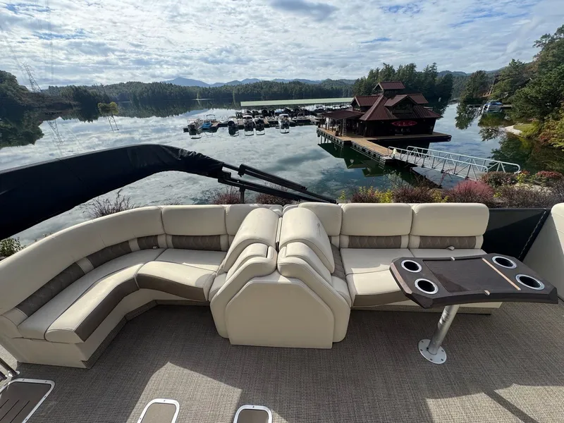 Slide: The Image of Bennington 25RSRX1 2021 - 5