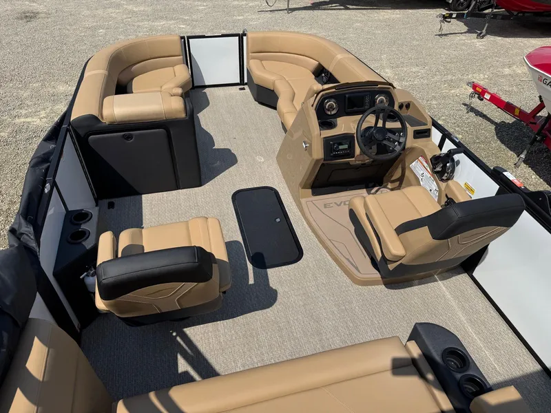 Slide: The Image of Evotti 521CS 2026 - 18