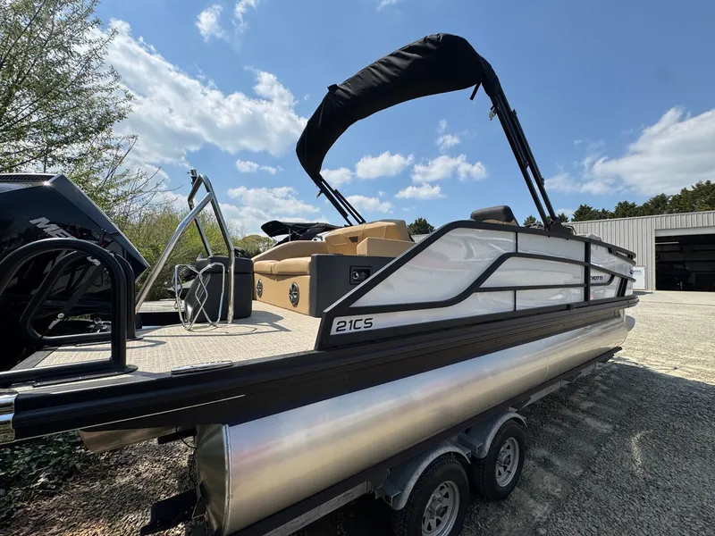 Slide: The Image of Evotti 521CS 2026 - 25