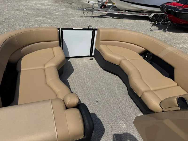 Slide: The Image of Evotti 521CS 2026 - 3