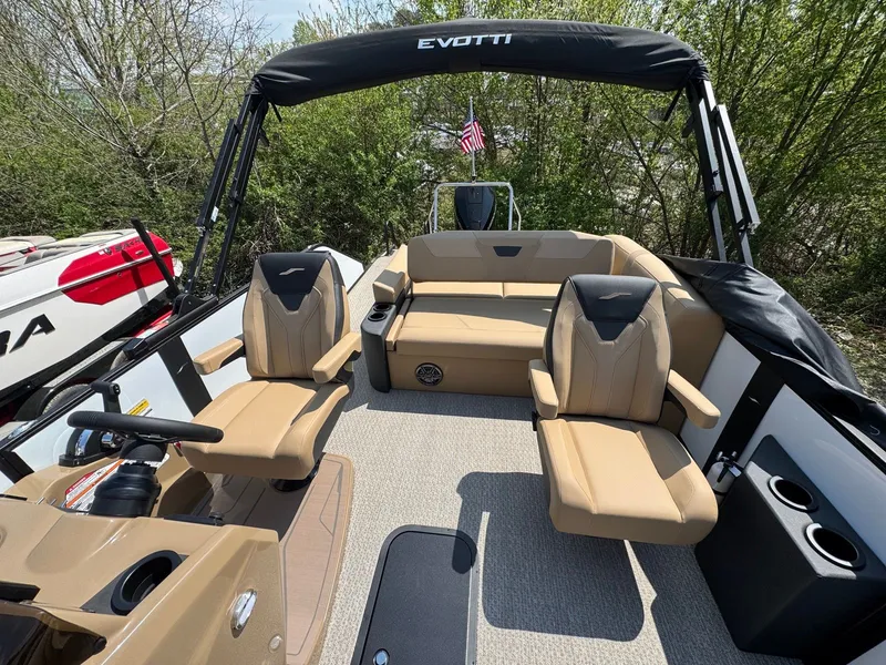 Slide: The Image of Evotti 521CS 2026 - 6