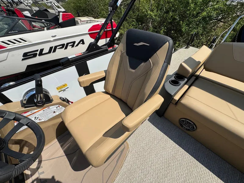 Slide: The Image of Evotti 521CS 2026 - 8