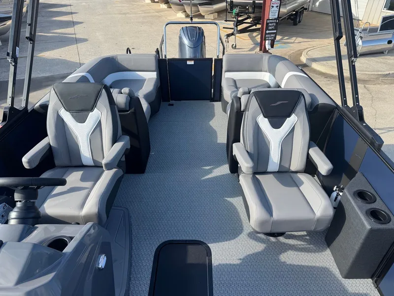 Slide: The Image of Evotti 521QL 2026 - 12