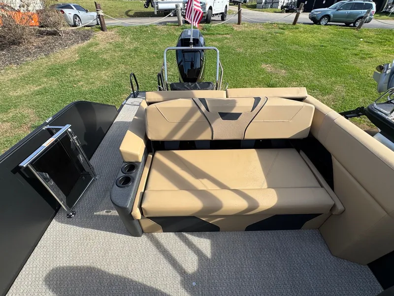 Slide: The Image of Evotti 723CS 2026 - 12