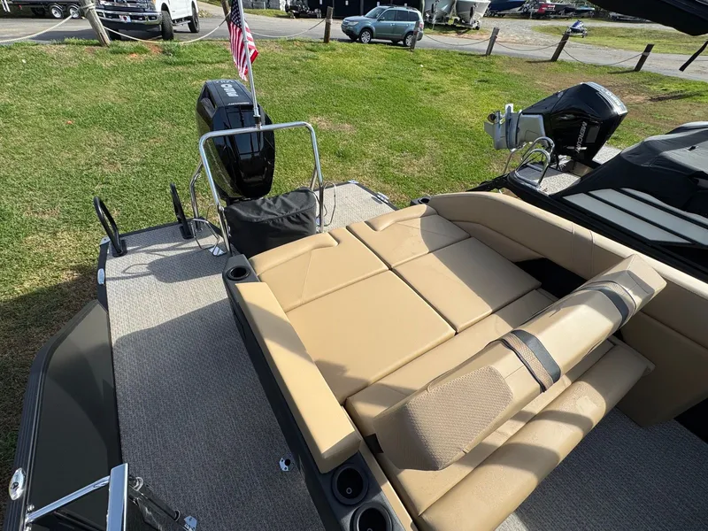 Slide: The Image of Evotti 723CS 2026 - 13