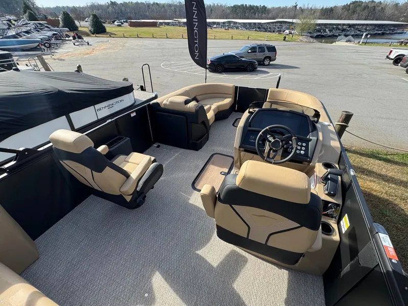 Slide: The Image of Evotti 723CS 2026 - 15