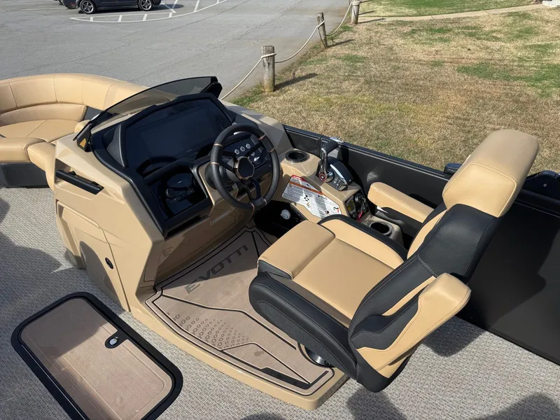 Slide: The Image of Evotti 723CS 2026 - 8