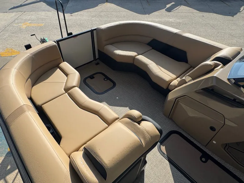 Slide: The Image of Evotti 723QL 2026 - 11