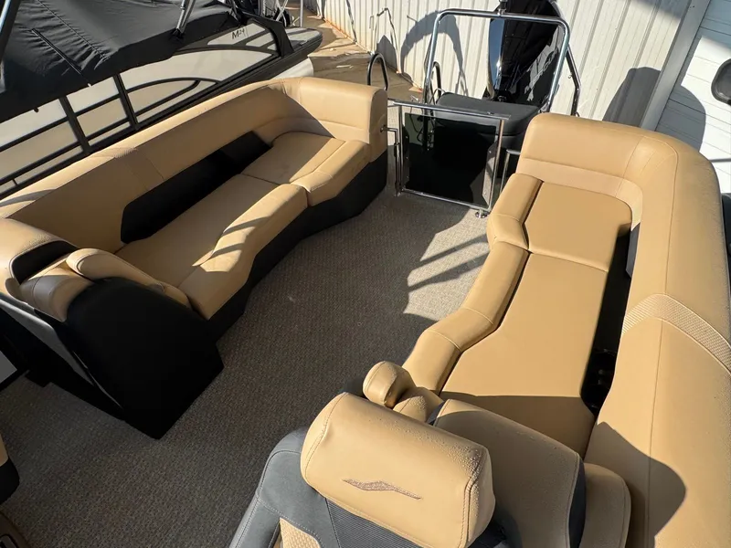 Slide: The Image of Evotti 723QL 2026 - 14