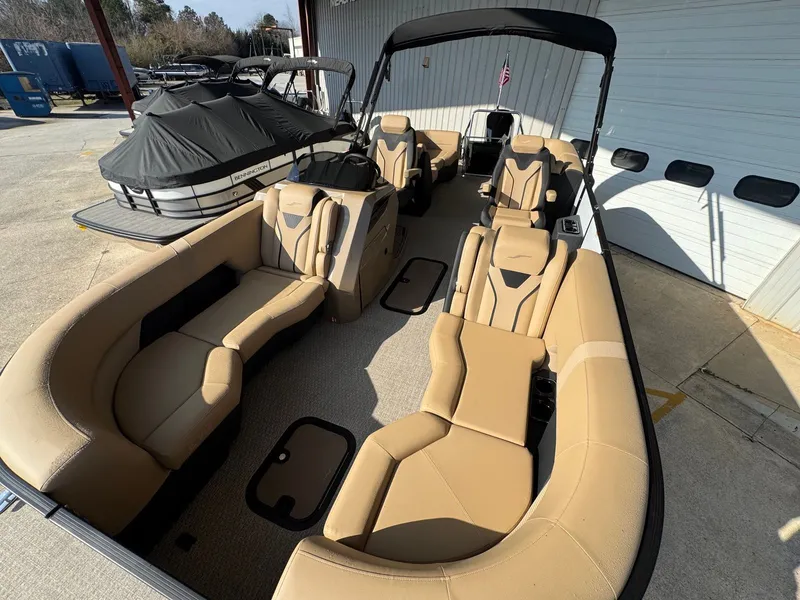 Slide: The Image of Evotti 723QL 2026 - 17