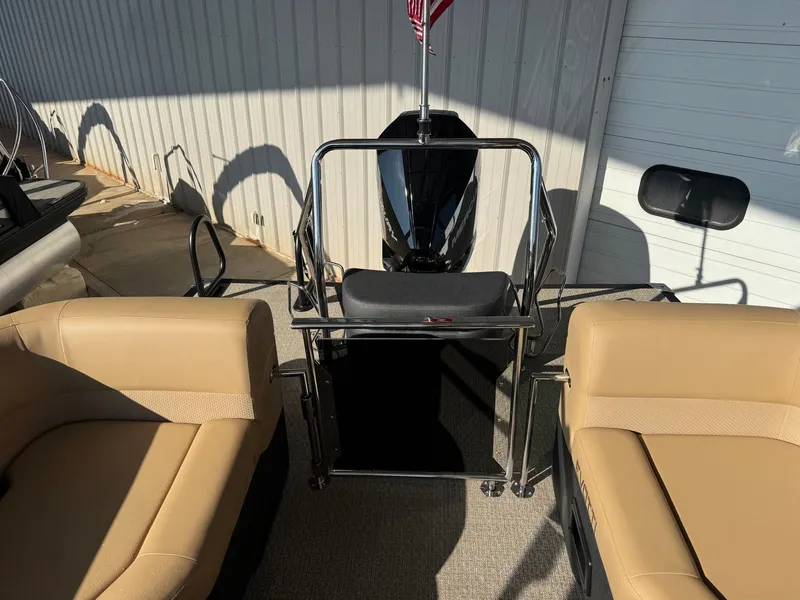 Slide: The Image of Evotti 723QL 2026 - 23