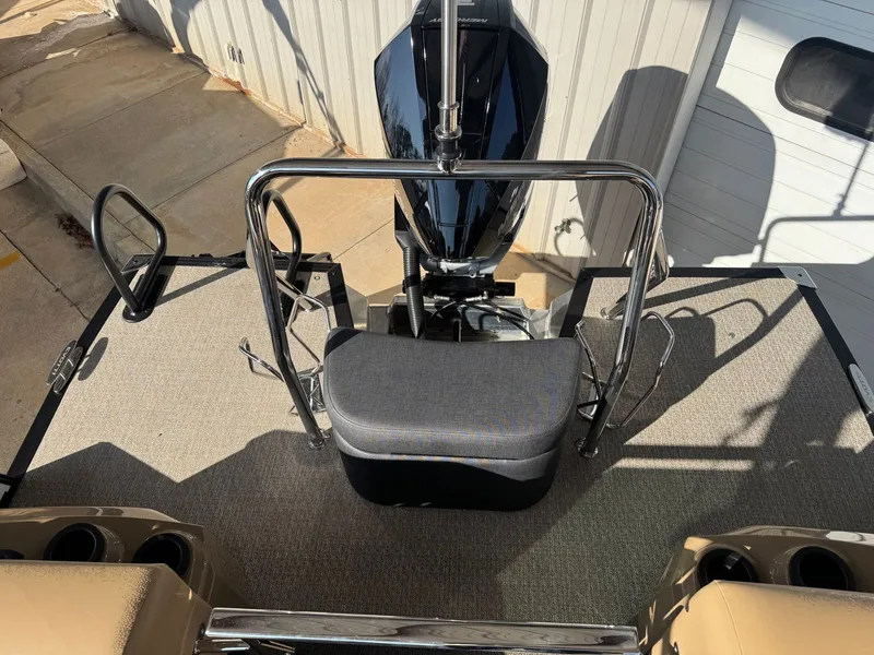 Slide: The Image of Evotti 723QL 2026 - 24