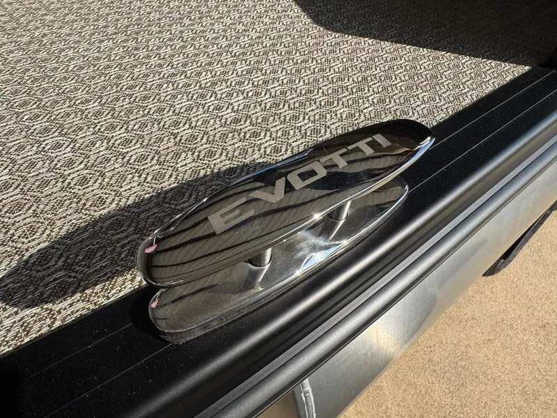 Slide: The Image of Evotti 723QL 2026 - 25