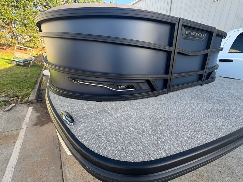 Slide: The Image of Evotti 725CS 2026 - 9