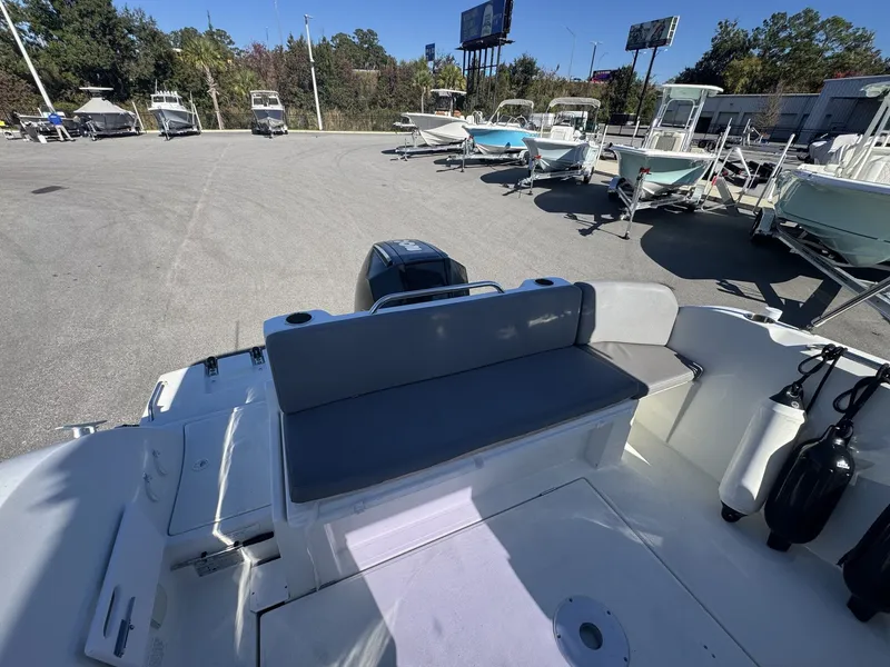 Slide: The Image of Beneteau Antares 23 2020 - 16