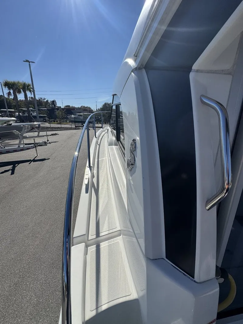 Slide: The Image of Beneteau Antares 23 2020 - 17