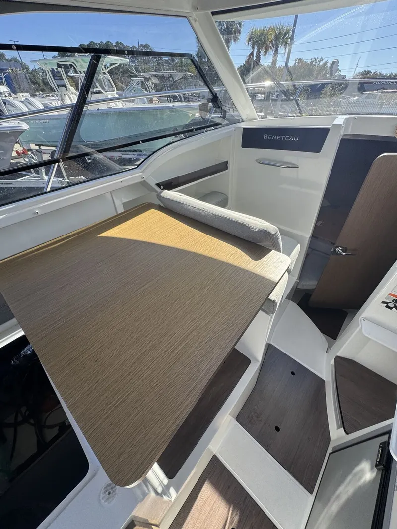 Slide: The Image of Beneteau Antares 23 2020 - 19