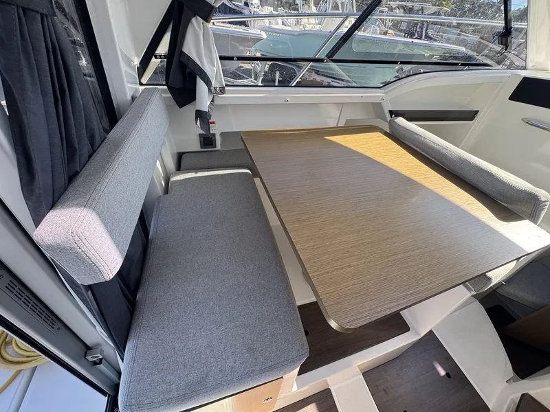 Slide: The Image of Beneteau Antares 23 2020 - 22