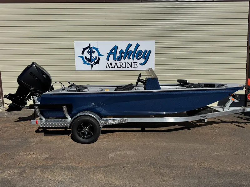 The Image of Thor Lake Hammer 1900 SC 140HP 2026 - 1