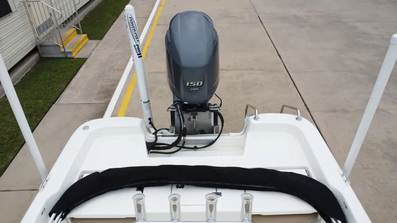 Slide: The Image of NauticStar 2140 Shallow Bay 2019 - 23