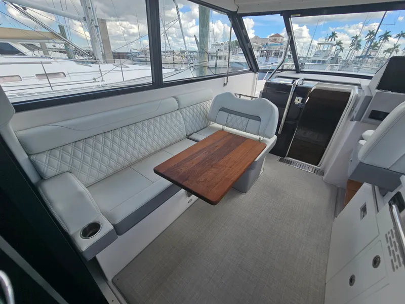 Slide: The Image of Regal 36 XO 2025 - 13