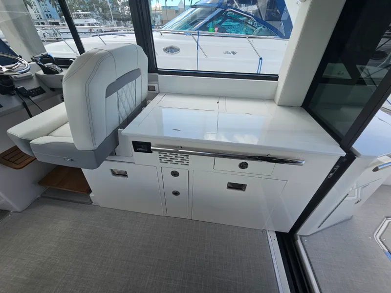 Slide: The Image of Regal 36 XO 2025 - 14