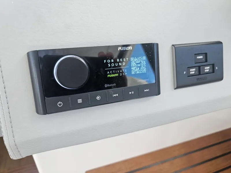 Slide: The Image of Regal 36 XO 2025 - 23