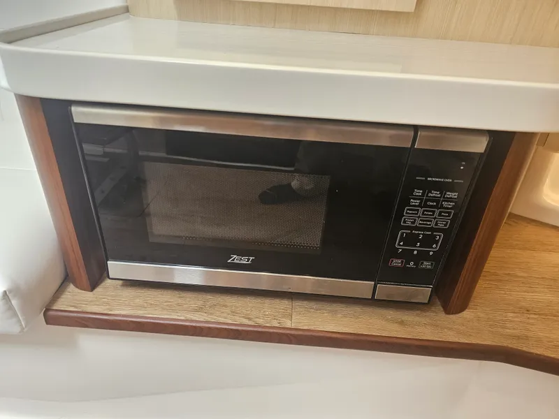 Slide: The Image of Regal 36 XO 2025 - 46