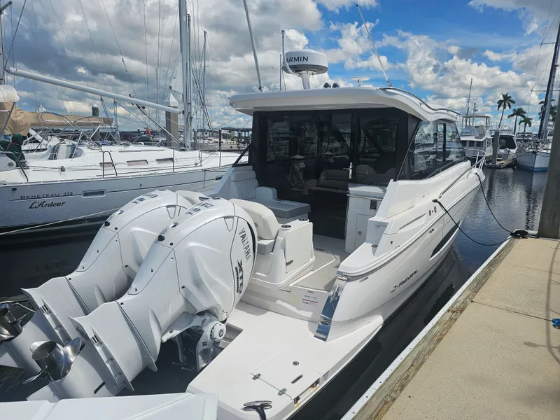 Slide: The Image of Regal 36 XO 2025 - 59