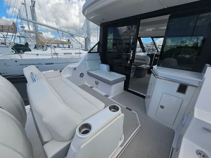 Slide: The Image of Regal 36 XO 2025 - 6