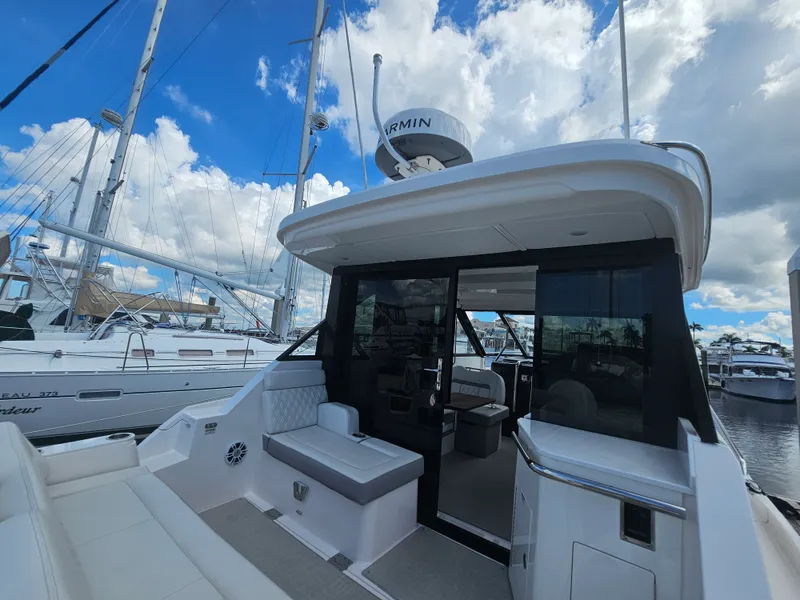 Slide: The Image of Regal 36 XO 2025 - 7