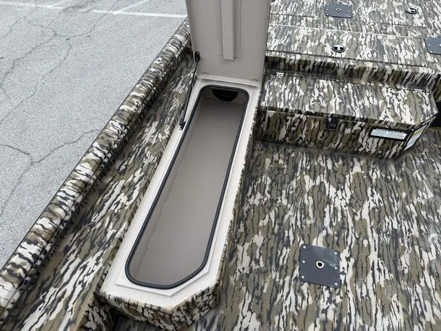 Slide: The Image of Avid 18 Commander 2026 - 11