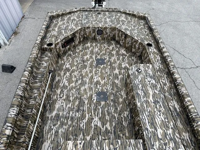 Slide: The Image of Avid 18 Commander 2026 - 14