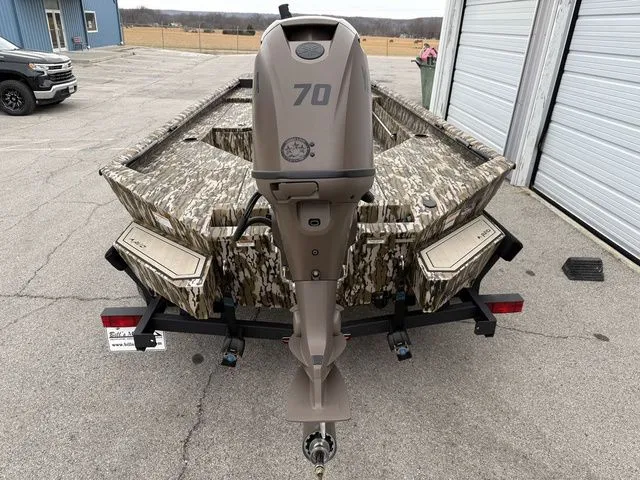 Slide: The Image of Avid 18 Commander 2026 - 3