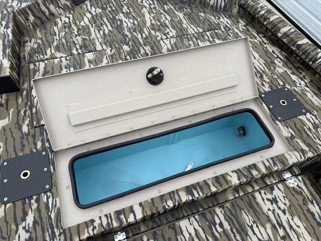 Slide: The Image of Avid 18 Commander 2026 - 9