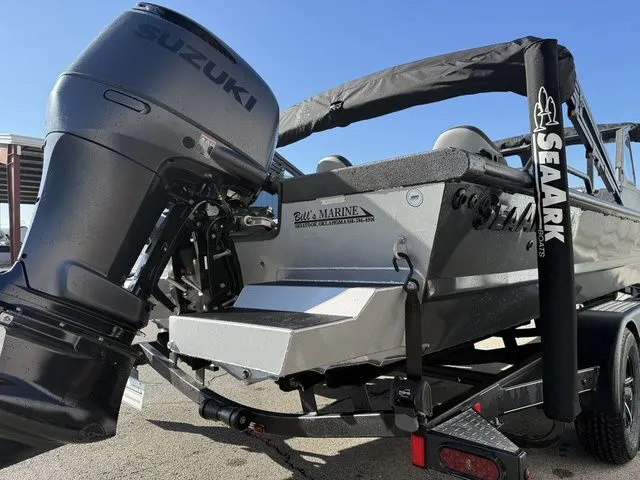 Slide: The Image of SeaArk Easy Cat 2026 - 14