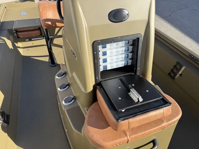 Slide: The Image of Avid 22 Rogue CC 2026 - 7