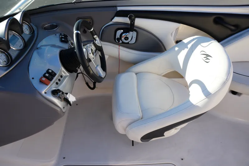 Slide: The Image of Monterey 214FS 2008 - 12