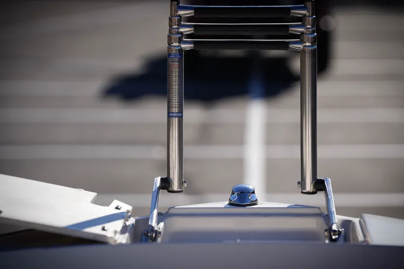 Slide: The Image of Monterey 214FS 2008 - 26