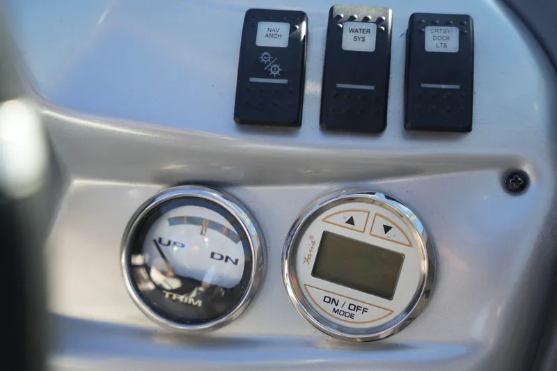 Slide: The Image of Monterey 214FS 2008 - 32